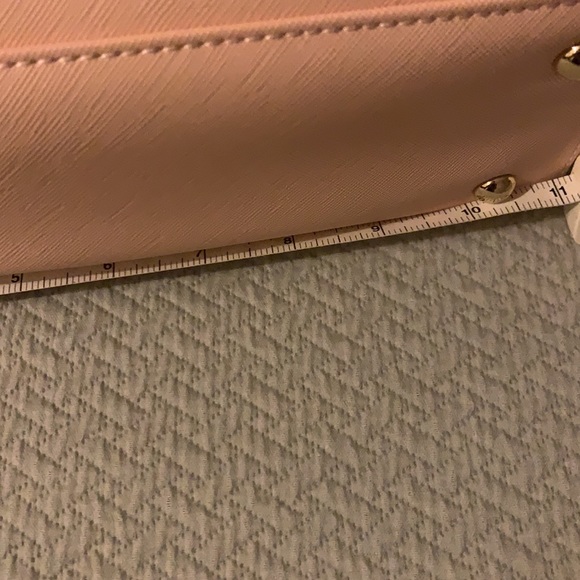 Christian Siriano Pink Crossbody/Shoulder Bag with Gold Bee - Picture 10 of 15